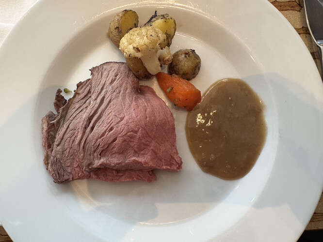 5C4C97C8-D96C-42CB-B768-16162E57486B_1_201_a