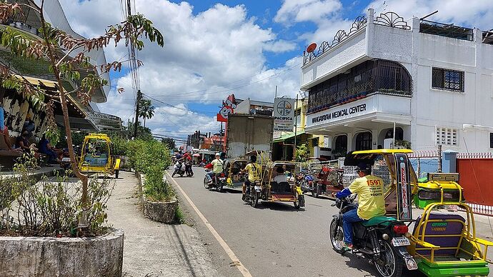 15-philippinen-forum-staedte-passi-city-02