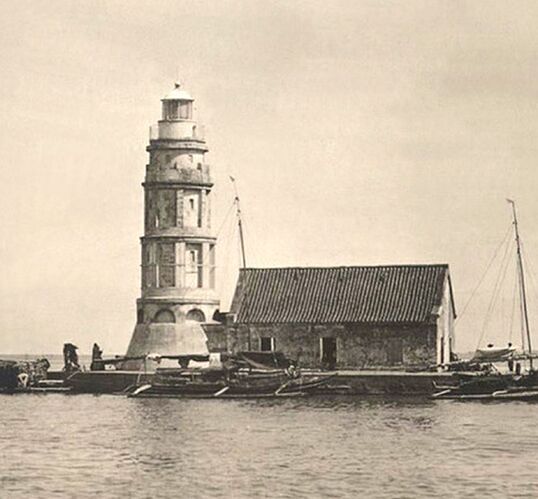 17-philippinen-forum-leuchttuerme-pasig-river-light-01