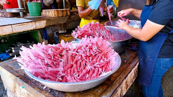 05-philippinen-forum-maerkte-chorizo-machen-02
