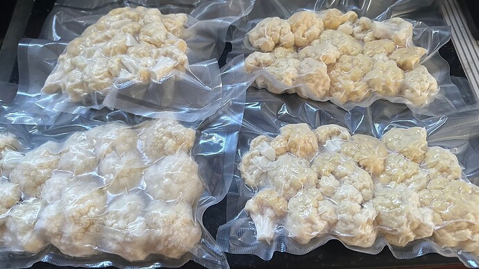 Blumenkohl, portionsweise vakuumiert und tiefgekühlt