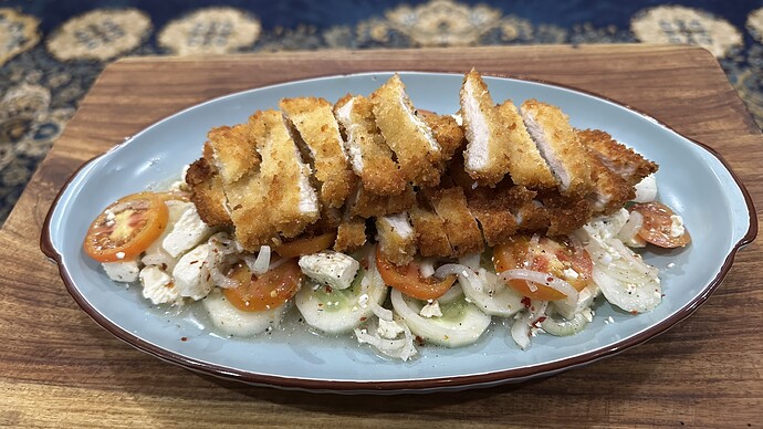 mit Panko paniert und deshalb auch nicht mehrfach tot gebraten...