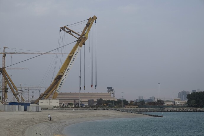 dubai-harbor-dry-docks