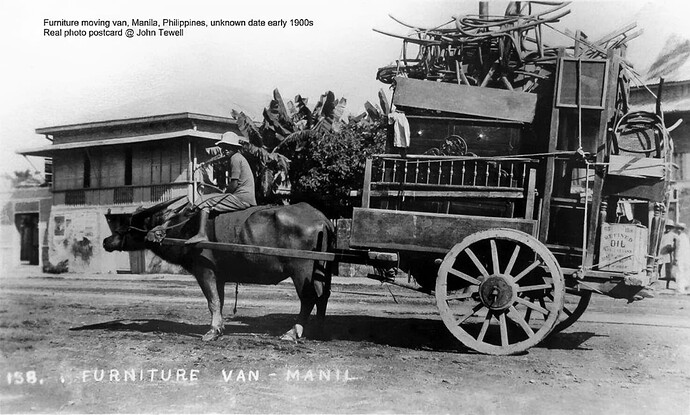 Furniture van 1900