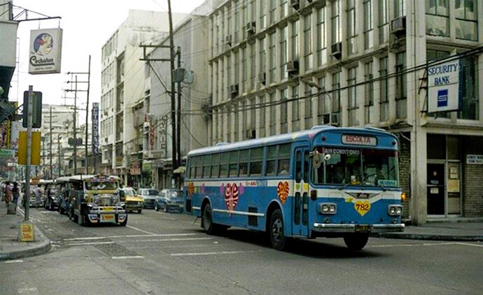 27-philippinen-forum-taegliche-geschichte-love-bus