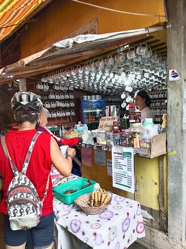 Yahn's Cyclist meeting point 07