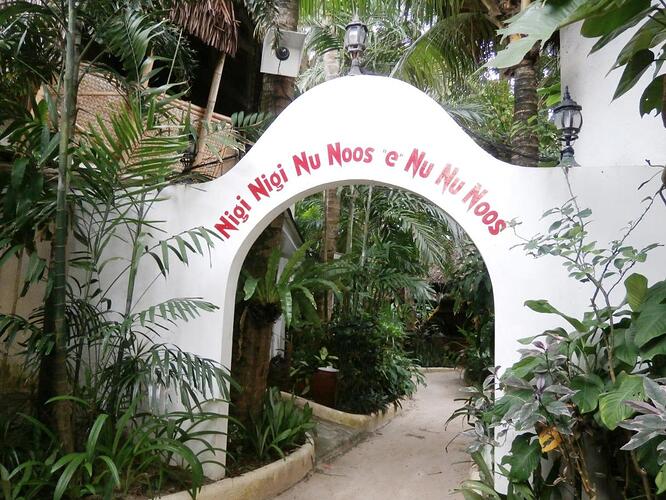 Nigi Nigi Nu Noos Garden Cottages01