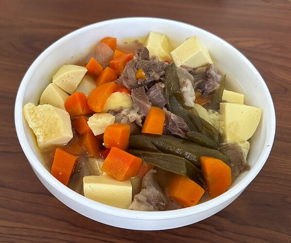 Reissuppe zu Frühstück... (auch wenn man hier keinen Reis sieht)