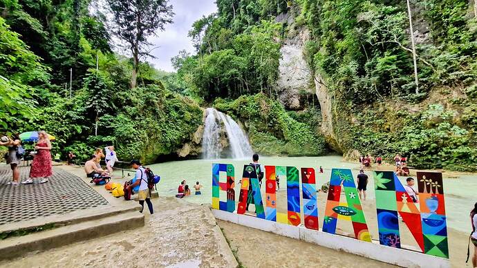 Kawasan Falls04