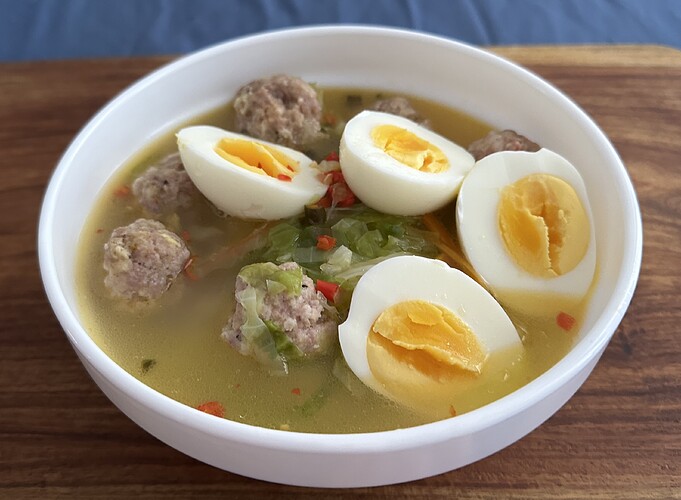 legga Hackfleischbällchen