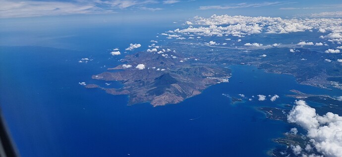 250517-Rueckreise Flug MNL-DOH_008 leaving Subic Bay klein