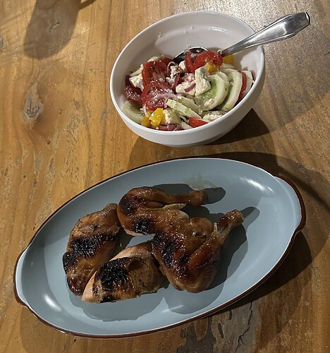 Die ersten Tomaten sind rot...