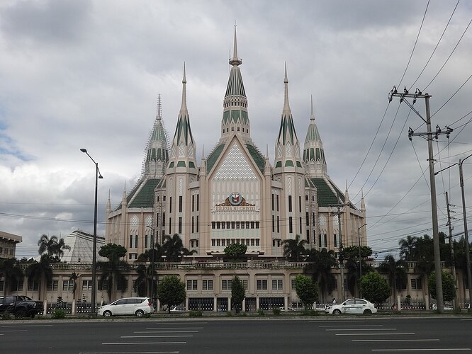 1280px-Iglesia_ni_Cristo_Central_Temple_(Commonwealth_Avenue,_Quezon_City)(2018-02-07)