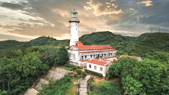 03-philippinen-forum-ph-allgemein-sonstiges-leuchttuerme-cape-bojeador-01