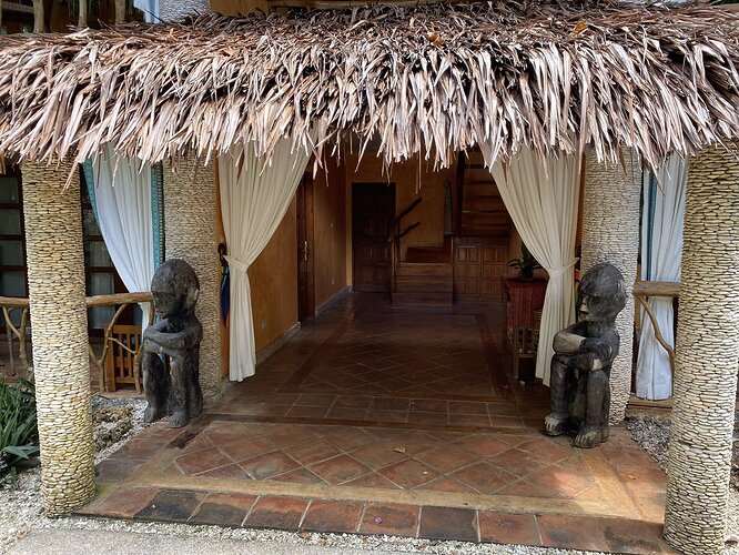 C70045CD-08A1-4628-B153-6798D2E9BE87