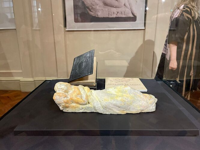 1735542310053GgAzfFQbgAApW0J