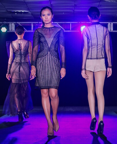 12_01_27ManilaFashionShow000411-Bearbeitet