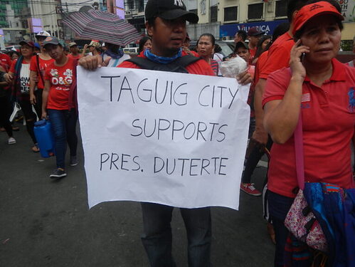 Philippinen.Manila.Duterte.Anhaengerinnen.Taguig-768x576