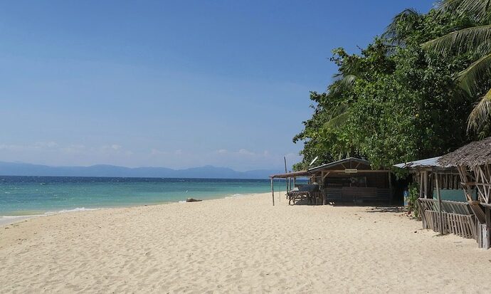Lambug beach02