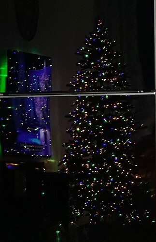 die Tür ist aus Glas...