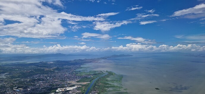 250517-Rueckreise Flug MNL-DOH_003 Laguna de Bay klein
