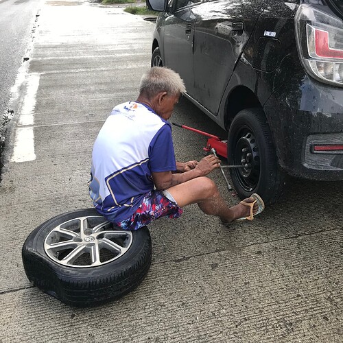 Reifenpanne 05