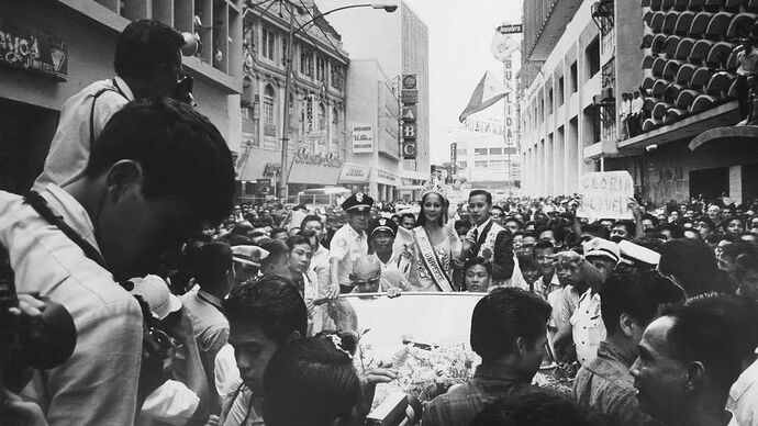 26-philippinen-forum-faegliche-geschichte-nixon-gloria-diaz-03