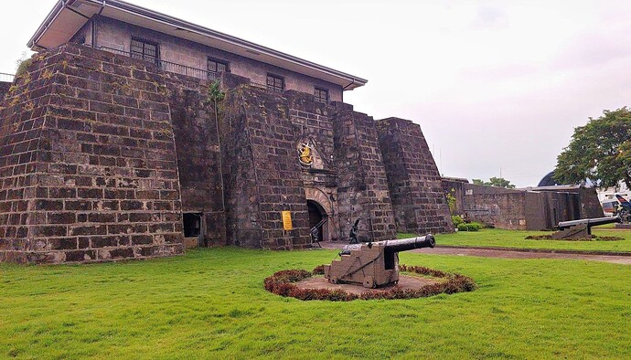 01-philippinen-forum-staedte-cavite-city-01
