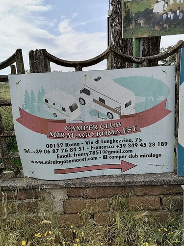 Rom_Camping