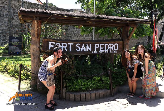 11-philippinen-forum-kulturelle-gebaeude-fort-san-pedro-cebu-city-01