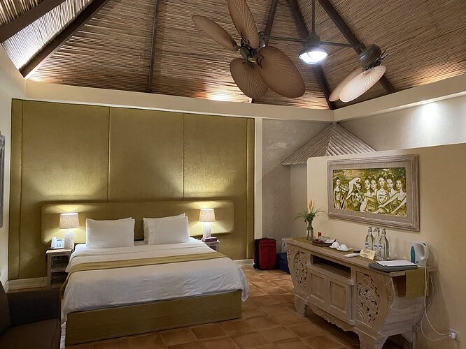 9E0F10A3-807C-4476-BD12-036A1F0D14D1