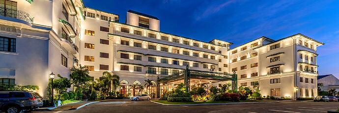 12-philippinen-forum-kulturelle-gebaeude-manila-hotel-00