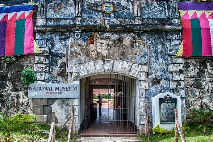 16-philippinen-forum-kulturelle-gebaeude-fort-pilar-zamboanga-03