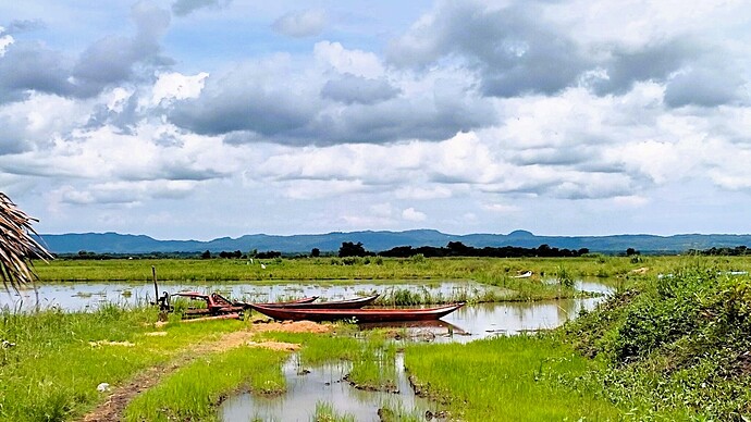 14-philippinen-forum-seen-baao-camarines-sur-01