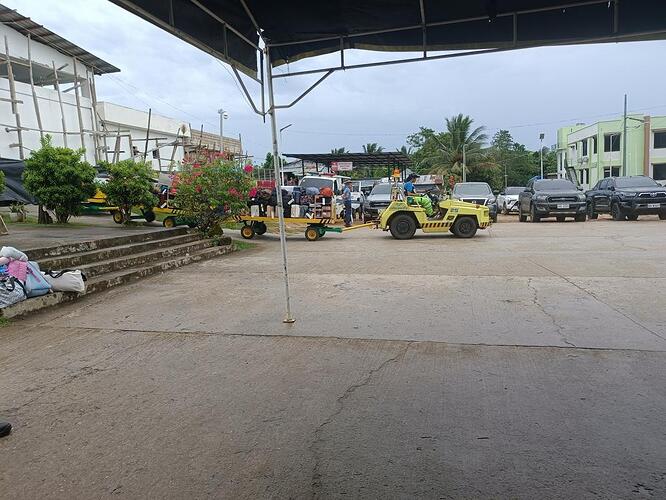 sanga sanga airport (1)