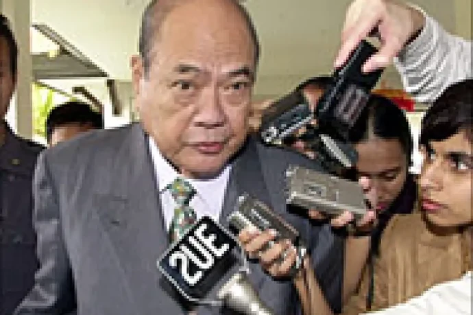 03-philippinen-forum-taegliche-geschichte-blas-ople-02