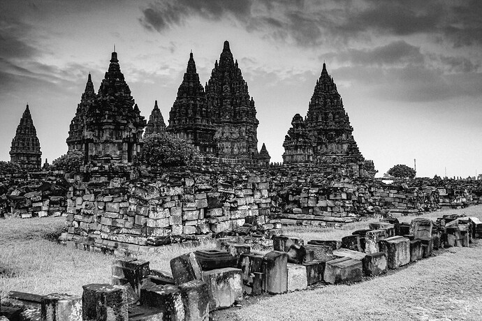 12_03_13Borbodur224-Bearbeitet