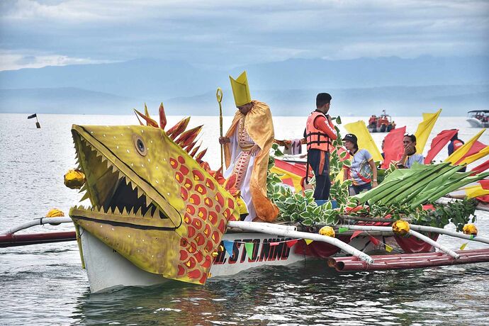 05-philippinen-forum-kultur-legenden-riesenfisch-cagayandeoro-04