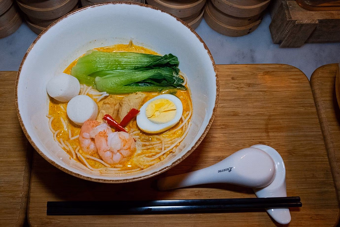 1789638483147noodle lab - laksa