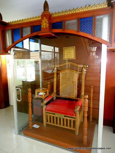 30-philippinen-forum-pilgerorte-papst-john-paul-II-tower-03