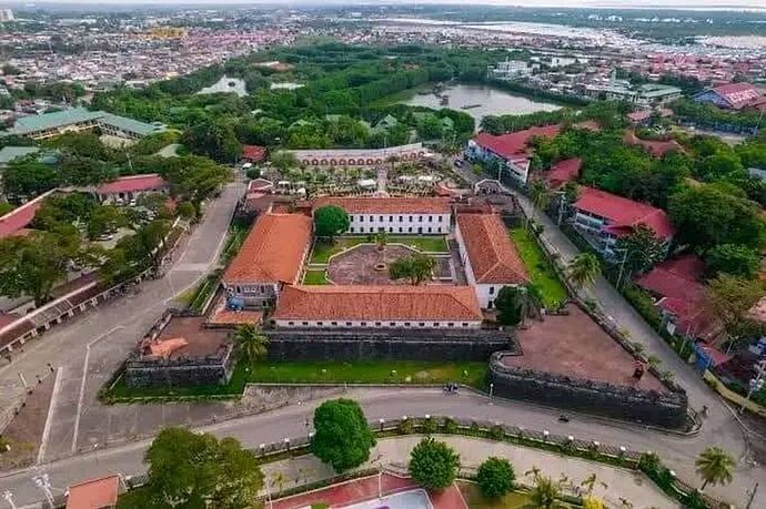 16-philippinen-forum-kulturelle-gebaeude-fort-pilar-zamboanga-05