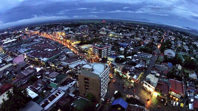 05-philippinen-forum-staedte-santiago-city-04