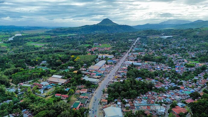 10-philippinen-forum-staedte-valencia-city-03