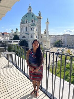 Oesterreich.Wien_.Ate-Wamz-zu-Besuch.copyright-Rambak-480x640