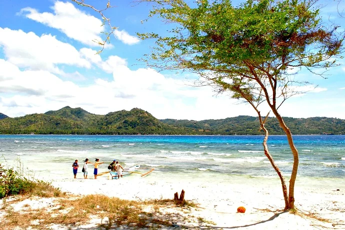 08-philippinen-forum-inseln-nogas-island-antique-02