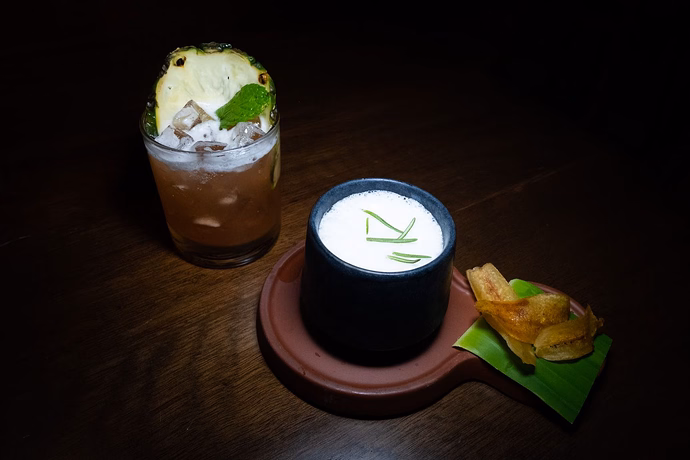 1789637929848cocktails