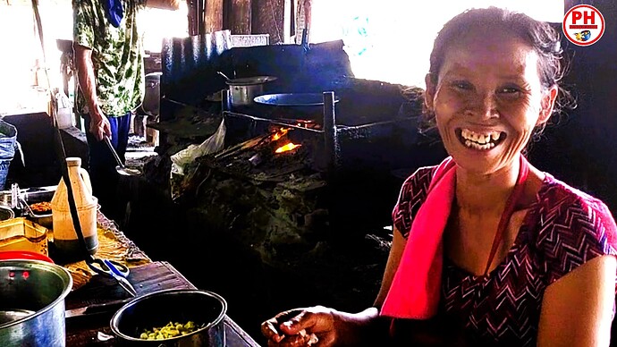 Philippines Atmosphere - A Morning of Smiles in Bais City