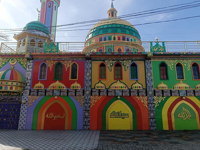 rainbow mosque (1)