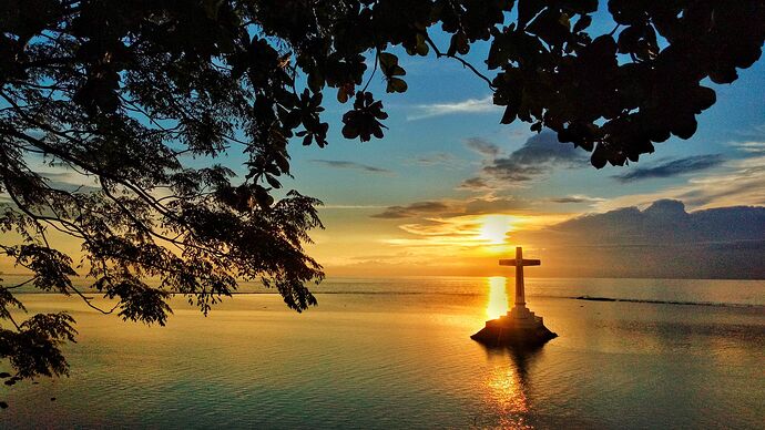 31-philippinen-forum-reisen-allgemein-ausflugsorte-versunkener-friedhof-camiguin-05