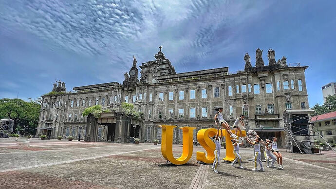 26-philippinen-forum-kulturelle-gebaeude-santo-tomas-university-06